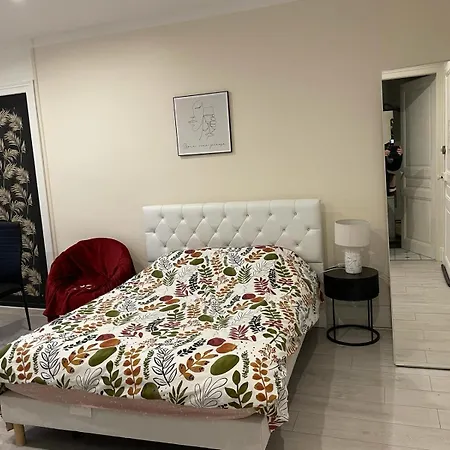 Studio Meuble Et Lumineux 20m2 Apartment Vittel