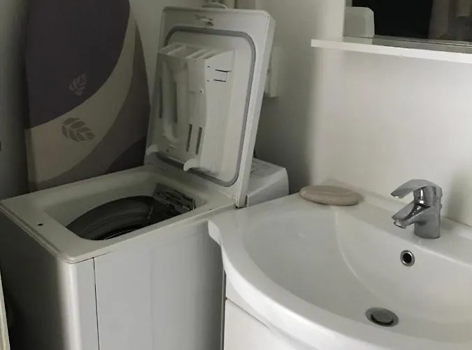 Meuble Et Lumineux 20m2 * 维泰勒